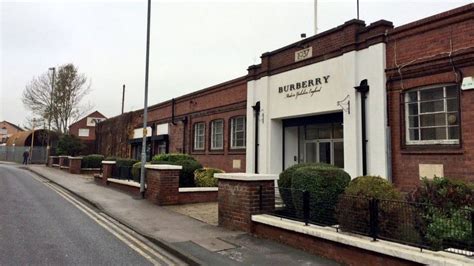 burberry factory shop castleford opening hours